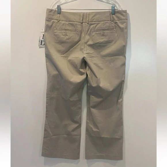 NWT‎ Dalia Collection Beige Chino Pants Wide Leg Womens Size 14P (1110) - Picture 2 of 6
